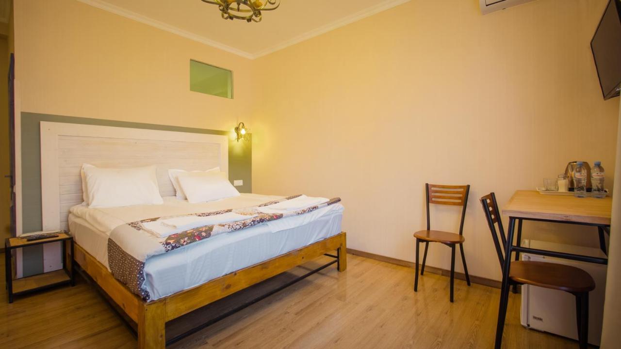 Wine Symphony Boutique Hotel Tiflis Exterior foto